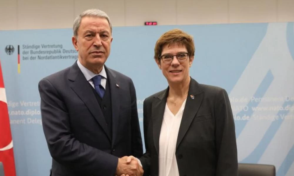 Η Γερμανία εφοδιάζει την Τουρκία με το μισό της οπλοστάσιο!
